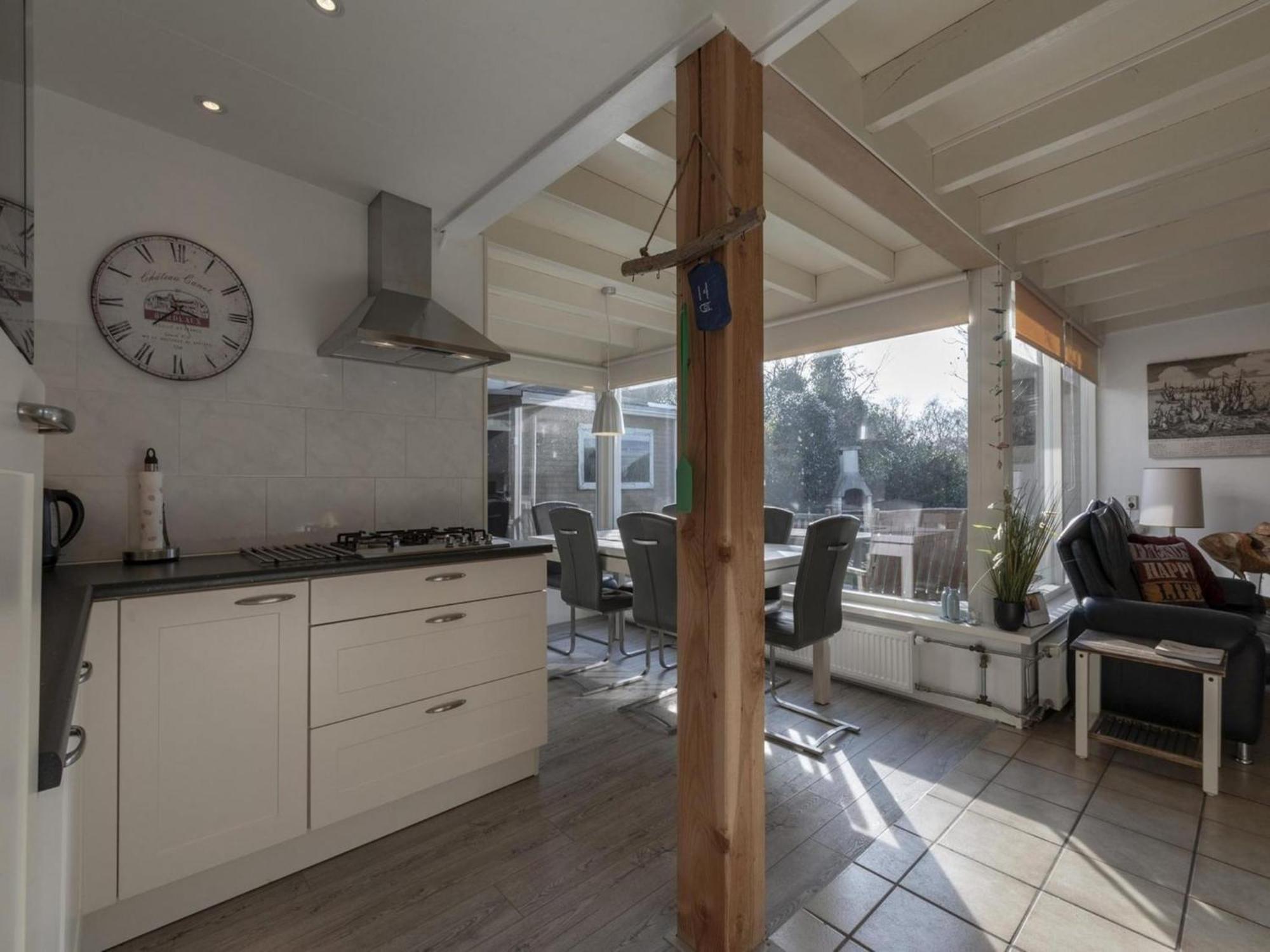 Stylish Bungalow With A Large Garden Sint Maartensvlotbrug المظهر الخارجي الصورة