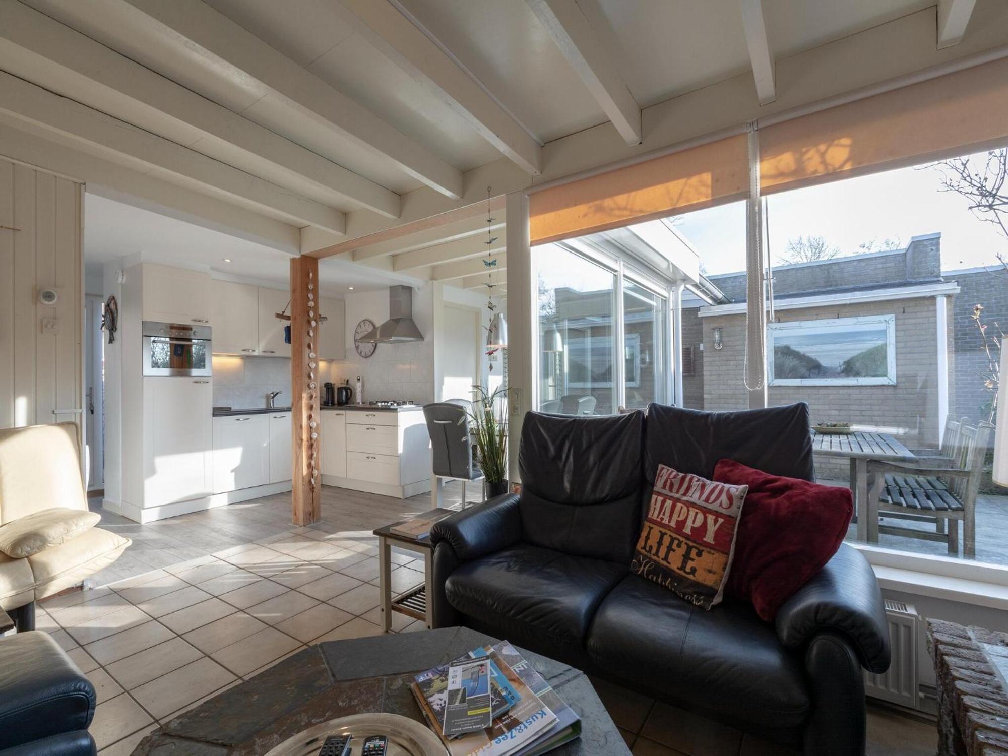 Stylish Bungalow With A Large Garden Sint Maartensvlotbrug المظهر الخارجي الصورة