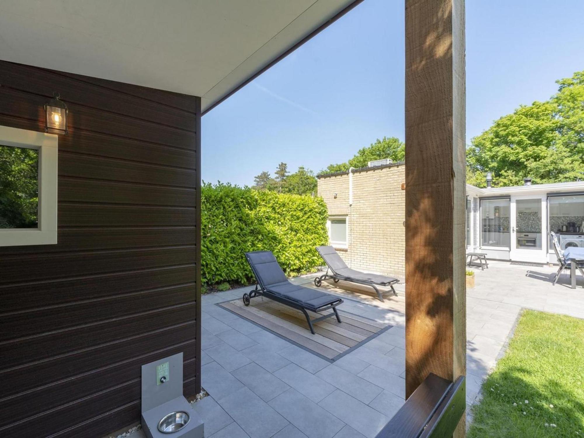 Stylish Bungalow With A Large Garden Sint Maartensvlotbrug المظهر الخارجي الصورة