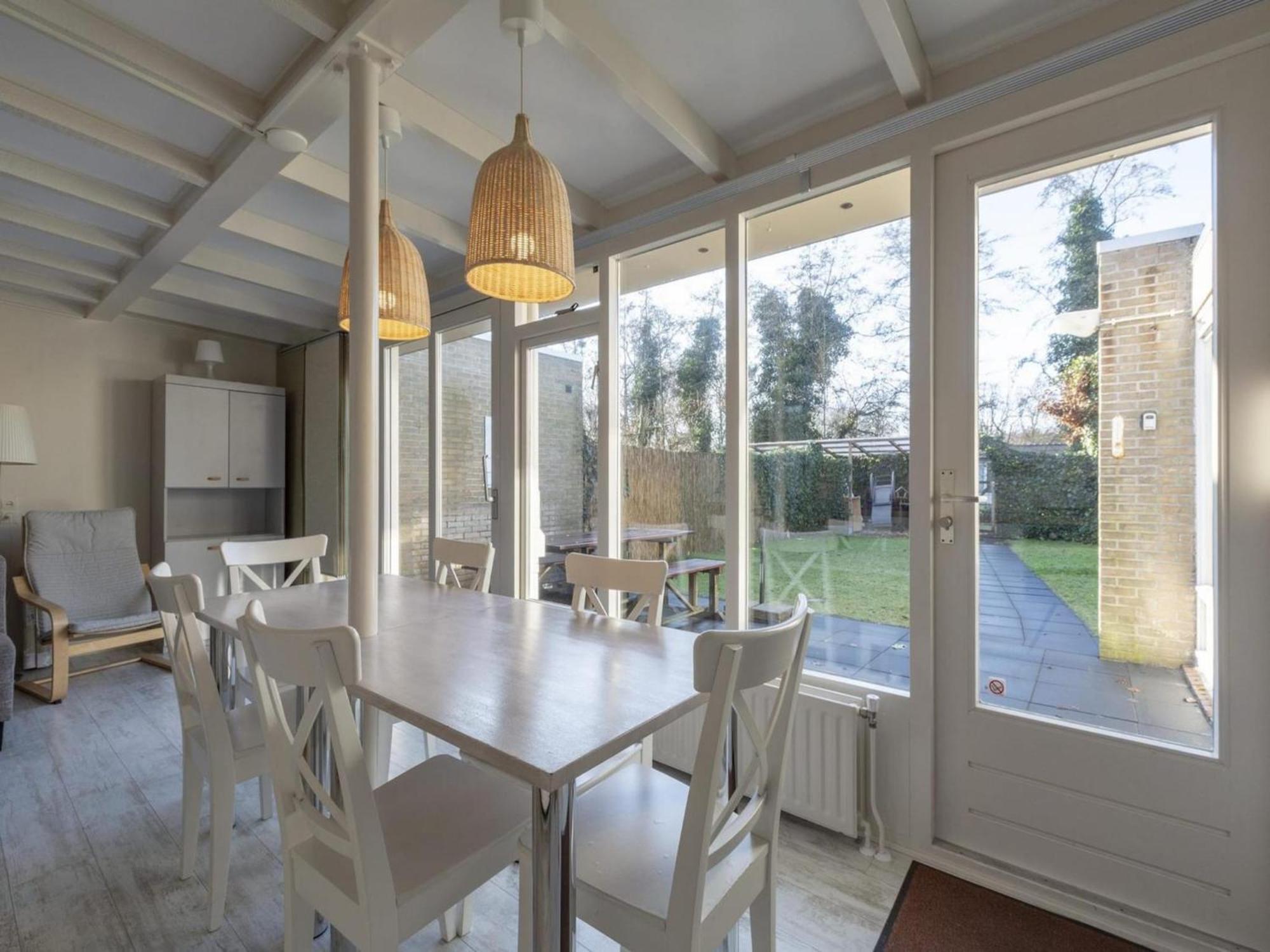 Stylish Bungalow With A Large Garden Sint Maartensvlotbrug المظهر الخارجي الصورة