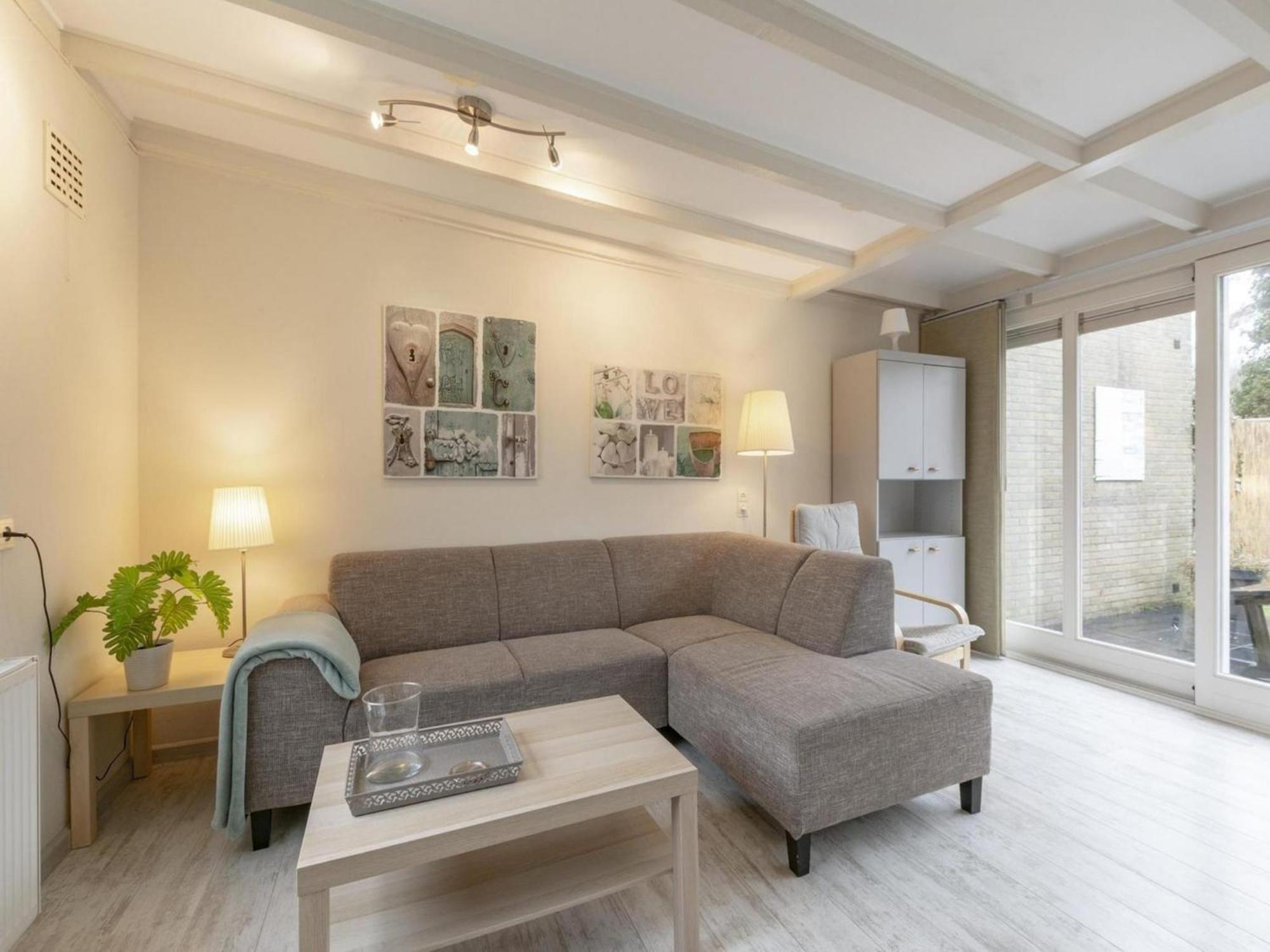 Stylish Bungalow With A Large Garden Sint Maartensvlotbrug المظهر الخارجي الصورة